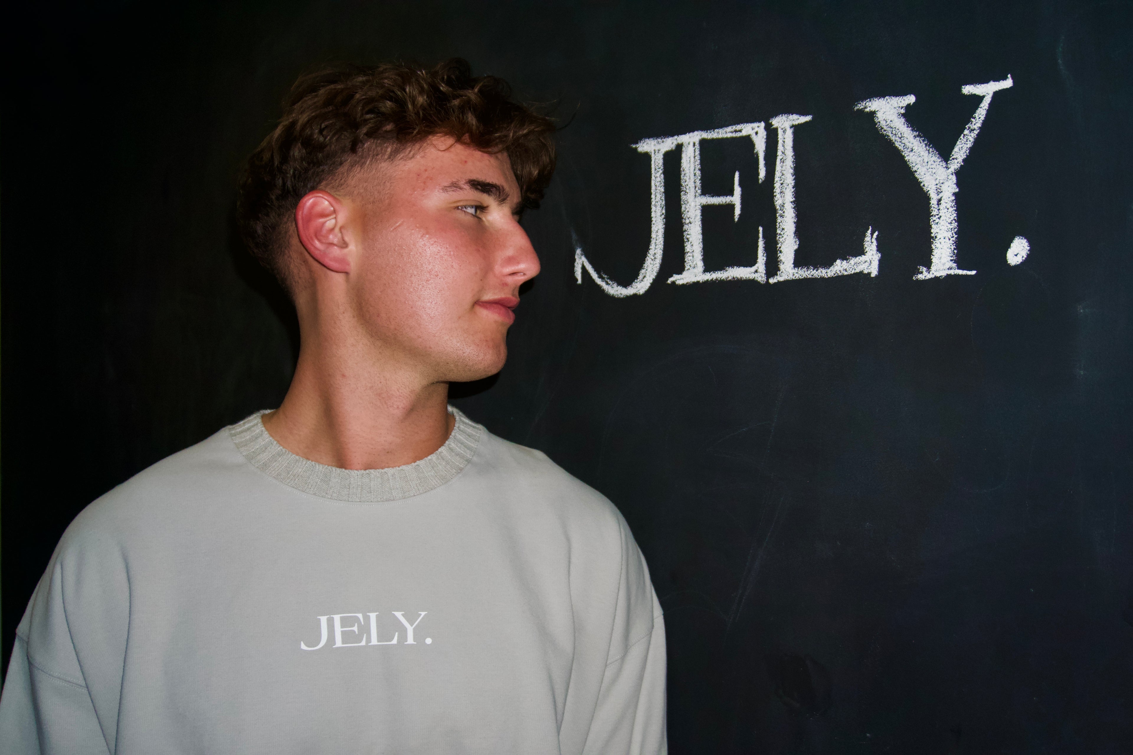 Jely - SWAG Sweater.